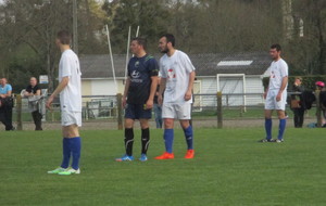 EN ATTENDANT LES COUPES