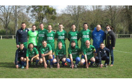 DIFFICILE VICTOIRE POUR L'EQUIPE 4