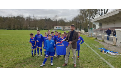 REMISE DES MAILLOTS U10 U11